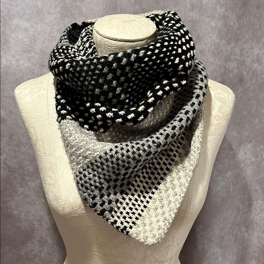 Handmade Wool Cowl Andrea Mowry Black and Gray knit
